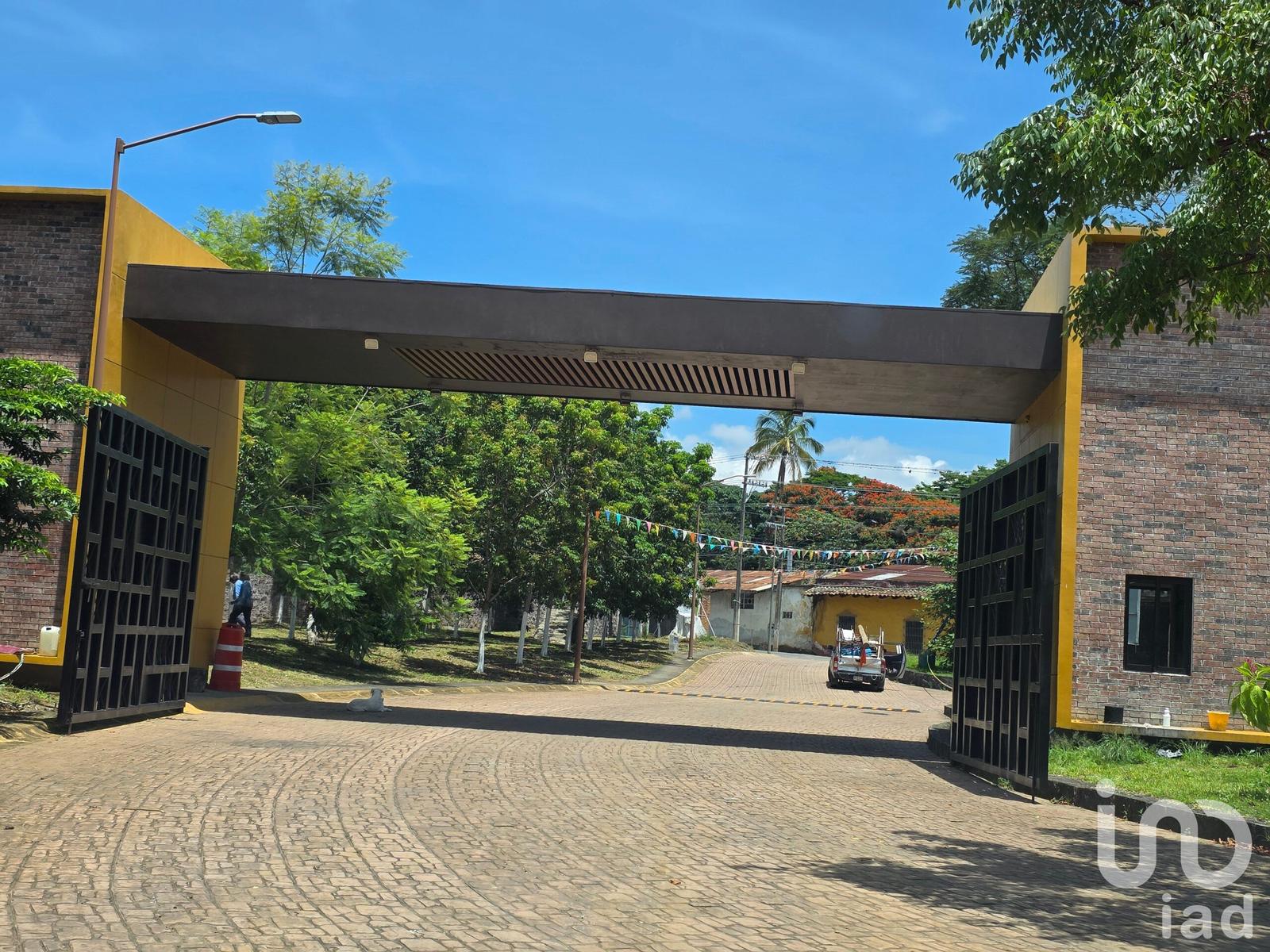 Venta de casa 7 en Cafetal de las cumbres en Coatepec