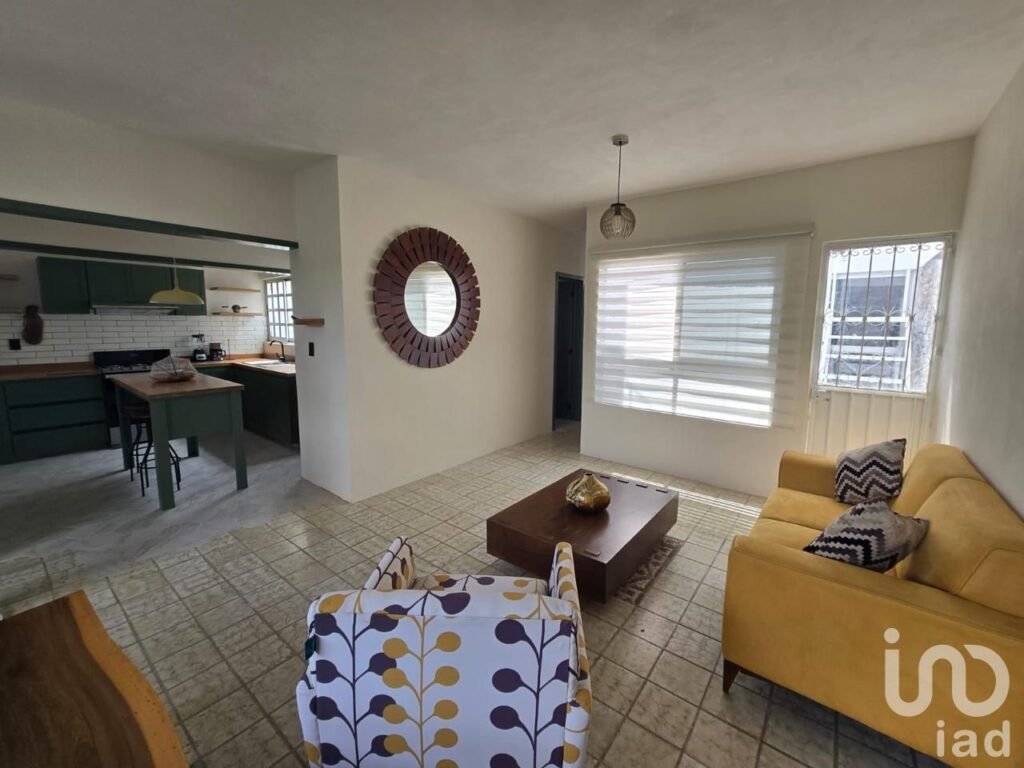 DEPARTAMENTO EN RENTA EN COL  TERAN A UNOS PASOS DEL BOULEVARD BELISARIO COMINGUEZ, TUXTLA GTZ.