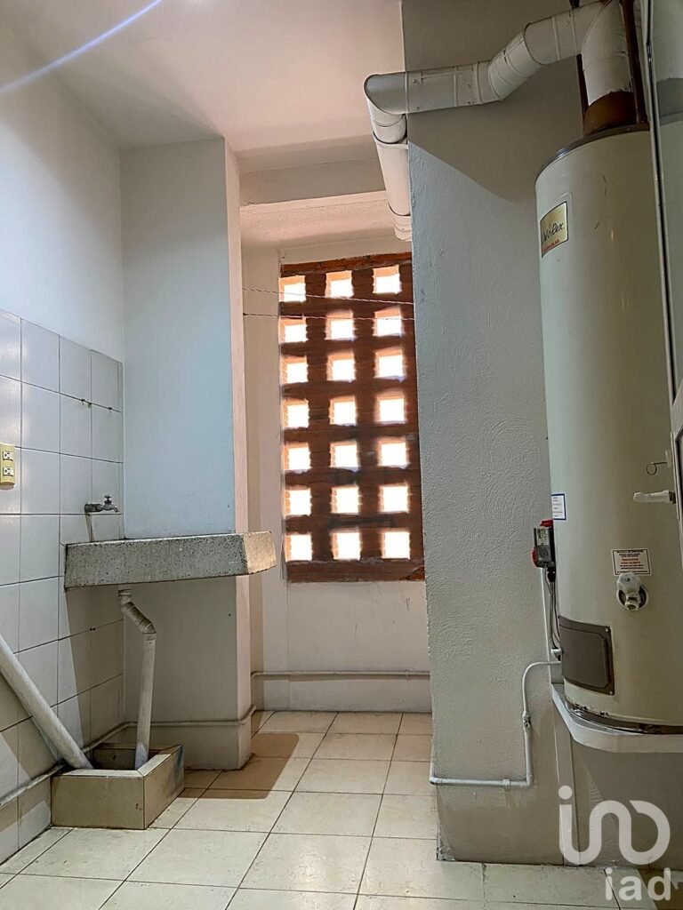 DEPARTAMENTO EN VENTA EN AV. REVOLUCIÓN, ALCALDÍA ÁLVARO OBREGÓN C.P. 01010