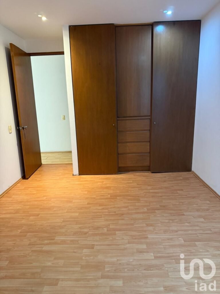 DEPARTAMENTO EN VENTA EN AV. REVOLUCIÓN, ALCALDÍA ÁLVARO OBREGÓN C.P. 01010