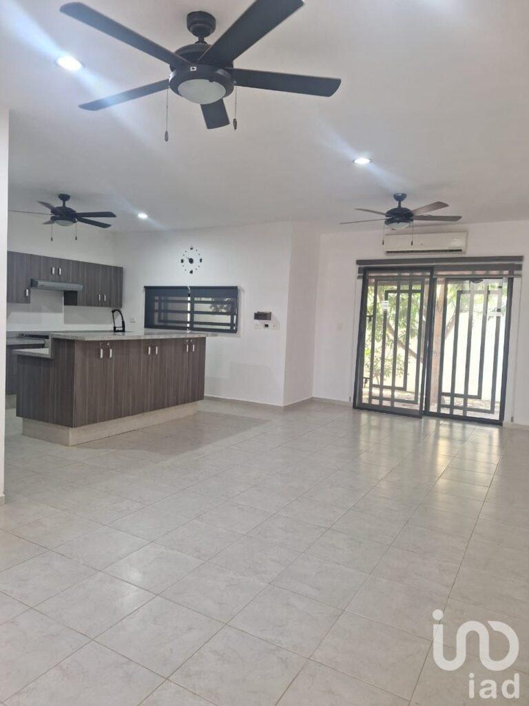 CASA EN VENTA EN FLORESTA, MERIDA YUCATÁN