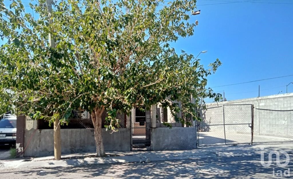 Casa en Venta en Fracc Cumbres del Deporte, Delicias, Chihuahua