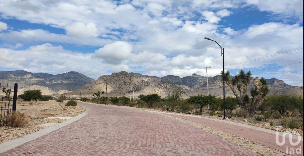 1 Terreno Premium en Ciudad maderas San Luis Potosí