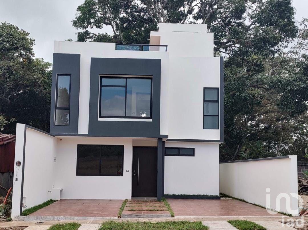 Venta de casa 23 en Cafetal de las cumbres en Coatepec Venta de casa 23 en Cafetal de las cumbres en Coatepec