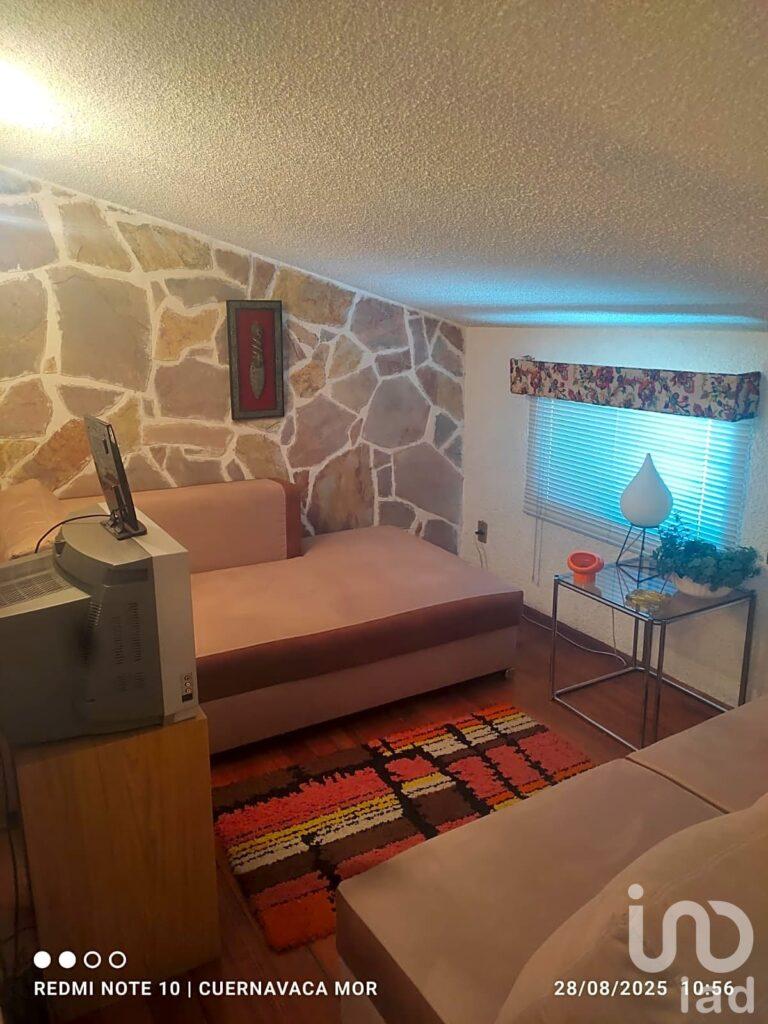 Se vende casa en Vista Hermosa, Cuernavaca, Morelos. Zona Dorada