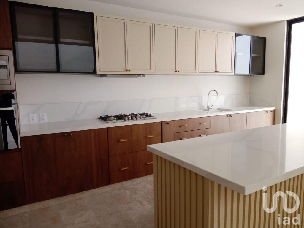 Casa en VENTA en Privada San Angel IV, con rec en planta baja, SLP