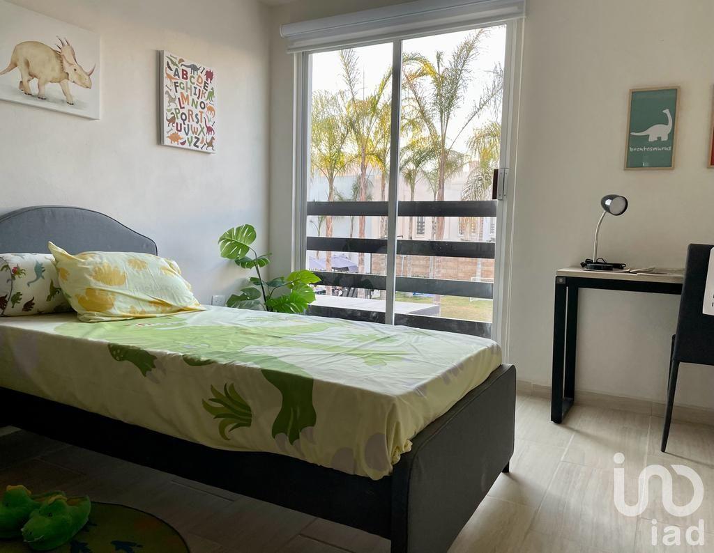 CASA EN VENTA EN LOMAS DE ANGELOPOLIS CON JARDIN, TERRAZA Y AMENIDADES