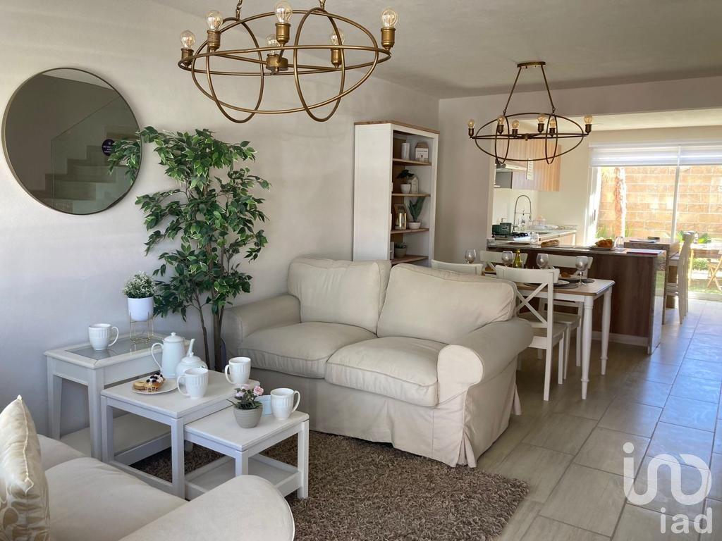 CASA EN VENTA EN LOMAS DE ANGELOPOLIS CON JARDIN, TERRAZA Y AMENIDADES