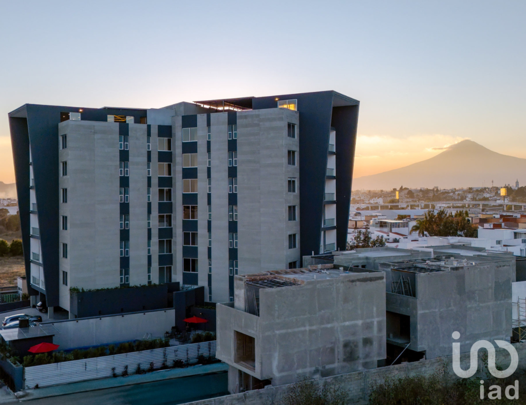 DEPARTAMENTO EN VENTA CON 3 RECAMARAS EN ZONA ANGELOPOLIS CON AMENIDADES A PRECIO DE OPORTUNIDAD