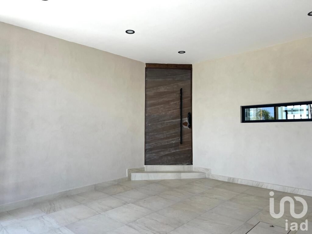 Casa en VENTA en Villamagna con recamara en planta baja y Roof top en San Luis Potosi