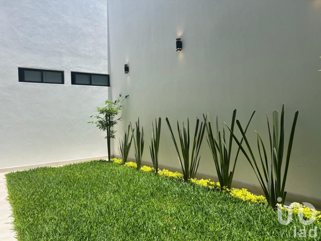 Casa en VENTA en Villamagna con recamara en planta baja y Roof top en San Luis Potosi