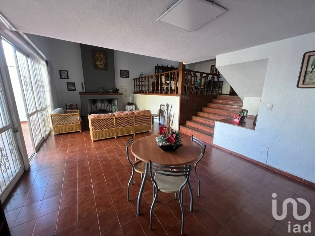 Casa en venta en colonia Monraz