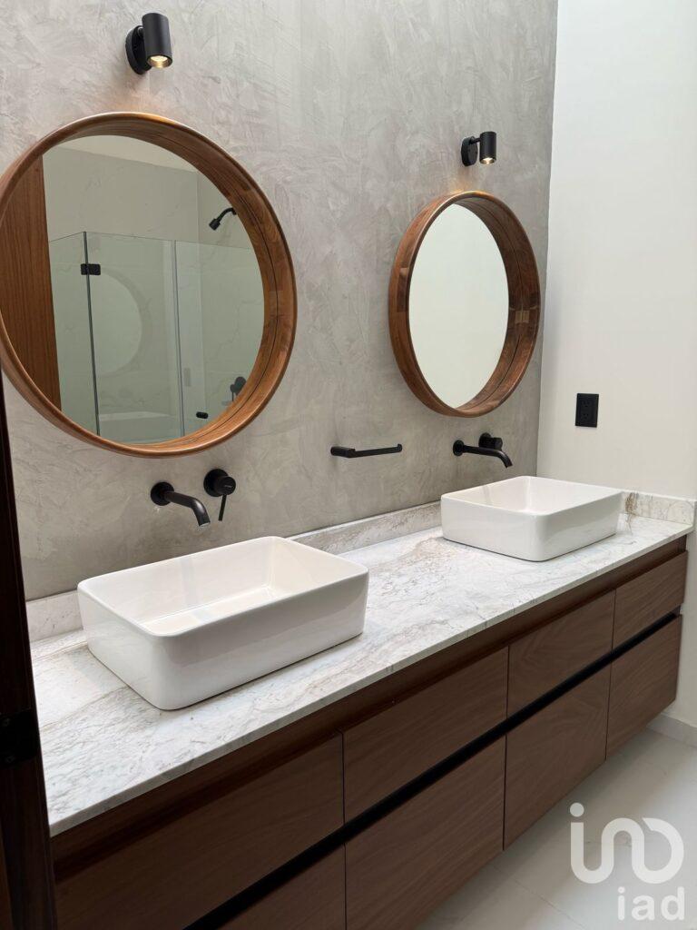 PRECIOSA CASA EN VENTA EN ZONA REAL