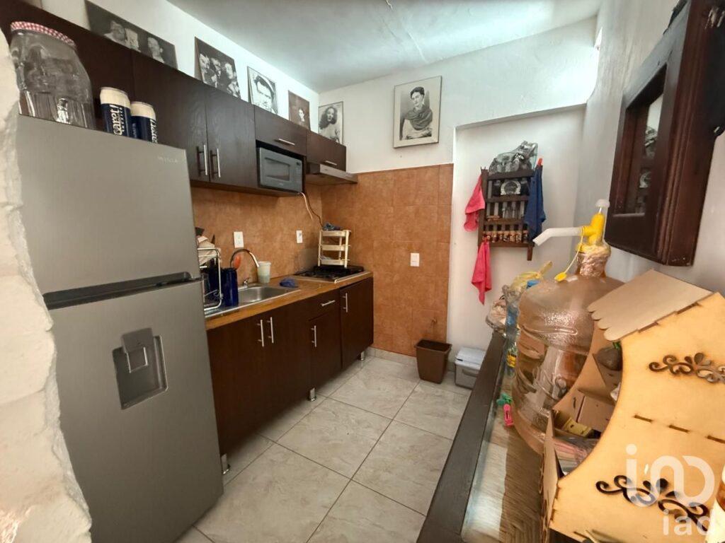 Casa en Venta con Local comercial Zapopan, Jalisco