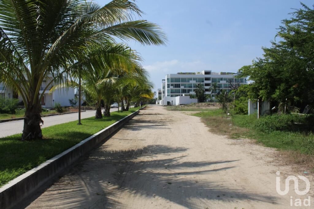 TERRENOS URBANIZADOS CON SERVICIO EN VENTA EN ACAPULCO DIAMANTE