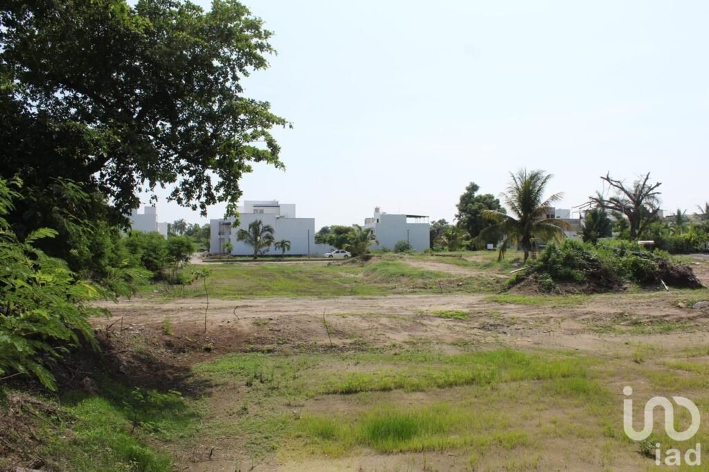 TERRENOS URBANIZADOS CON SERVICIO EN VENTA EN ACAPULCO DIAMANTE