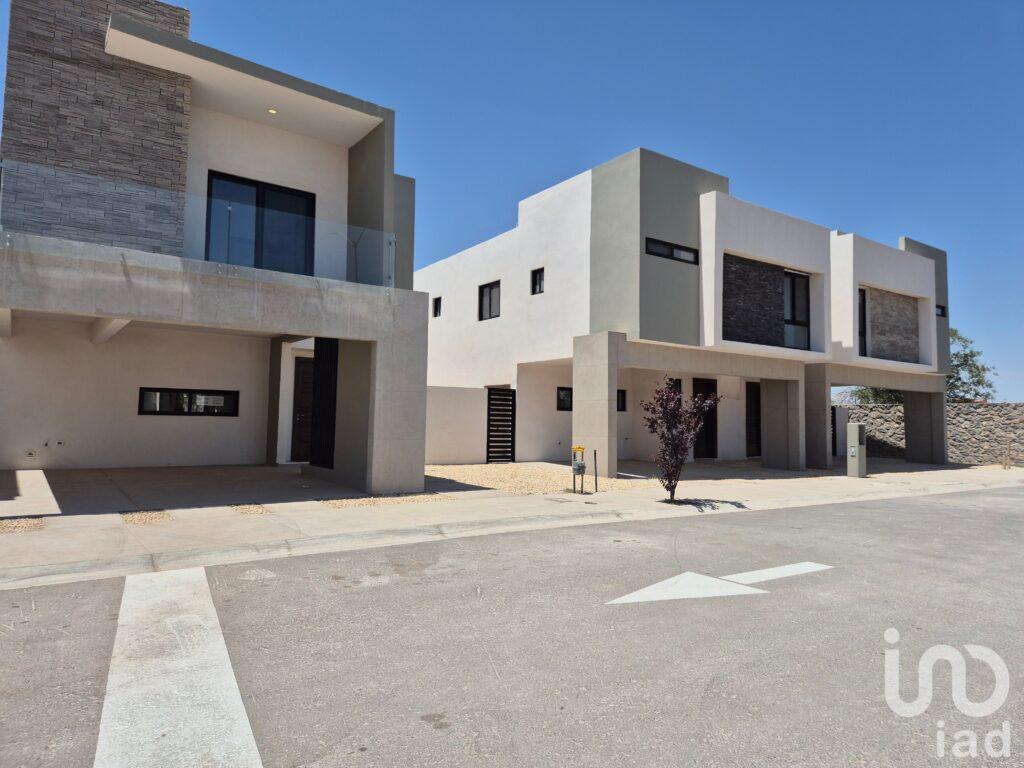 CASA NUEVA EN VENTA, CERCA DEL PUENTE INTERNACIONAL ZARAGOZA