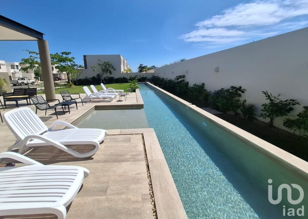 Moderna Propiedad en Privada Himalaya, Conkal, Yucatan