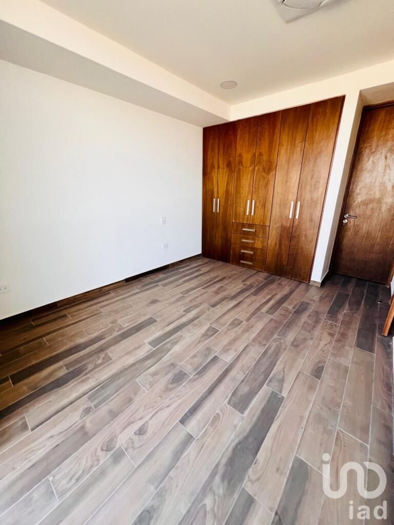 DEPARTAMENTO EN VENTA CON 2  RECAMARAS CON VISTA AL LAGO ALTOZANO EL NUEVO JUAREZ