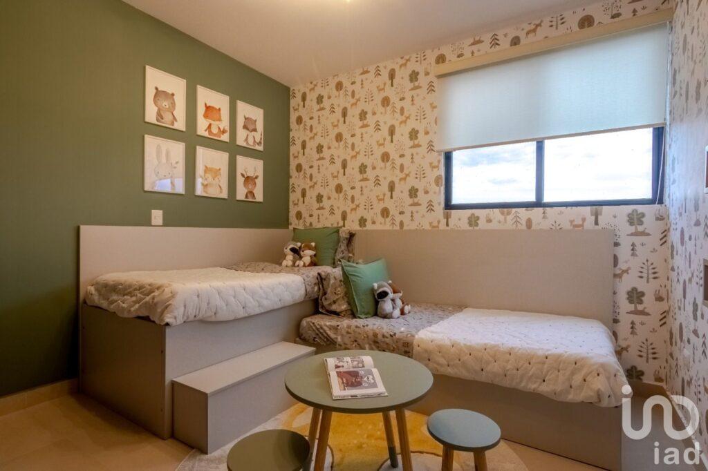 Hermosa Residencia dentro de Fraccionamiento en Zibatá, Querétaro