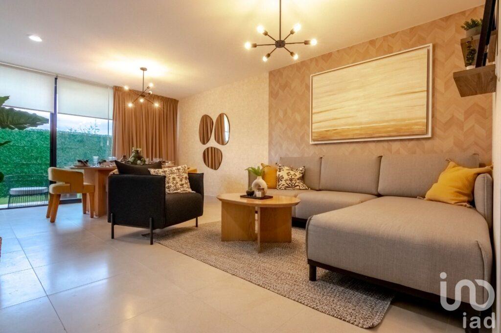 Hermosa Residencia dentro de Fraccionamiento en Zibatá, Querétaro