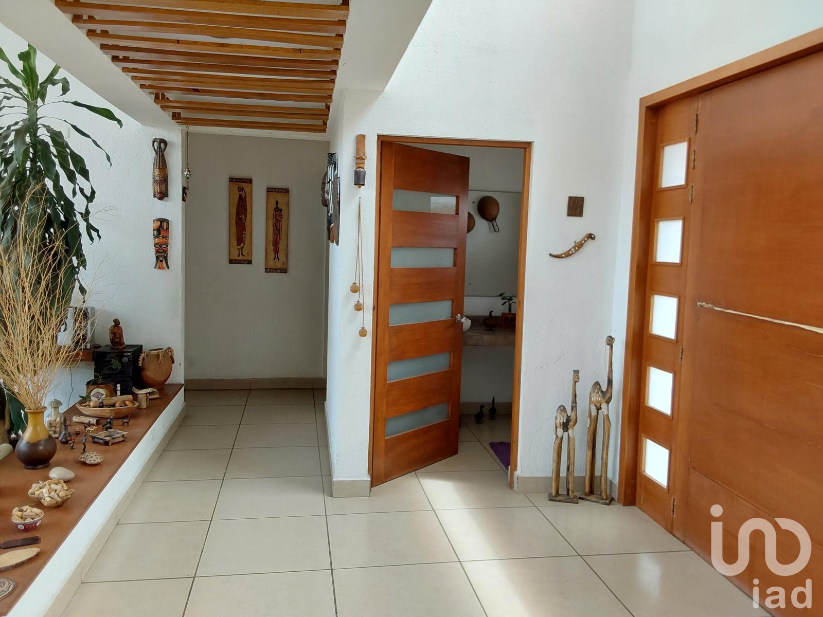 CASA AMPLIA EN VENTA EN SAN JUAN DEL RÍO QRO
