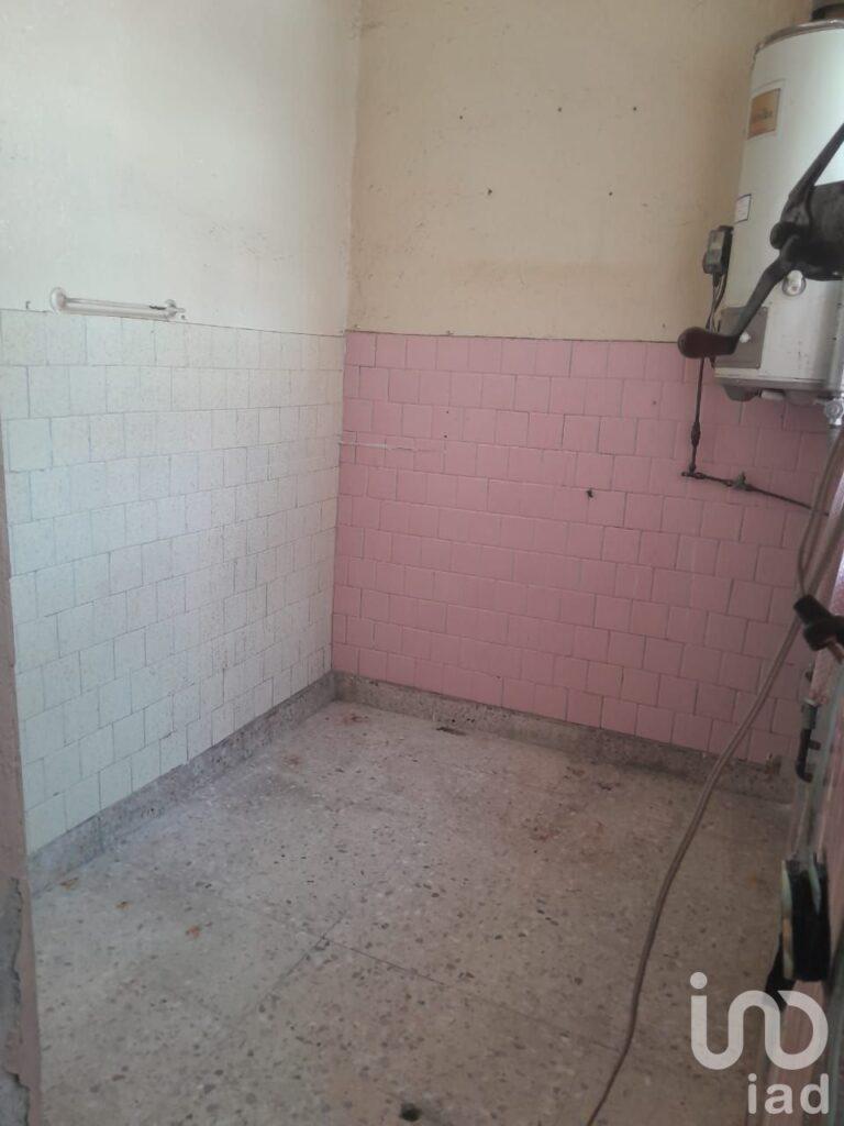 VENTA DE CASA EN CENTRO LAGUNILLA CON 5 DEPARTAMENTOS