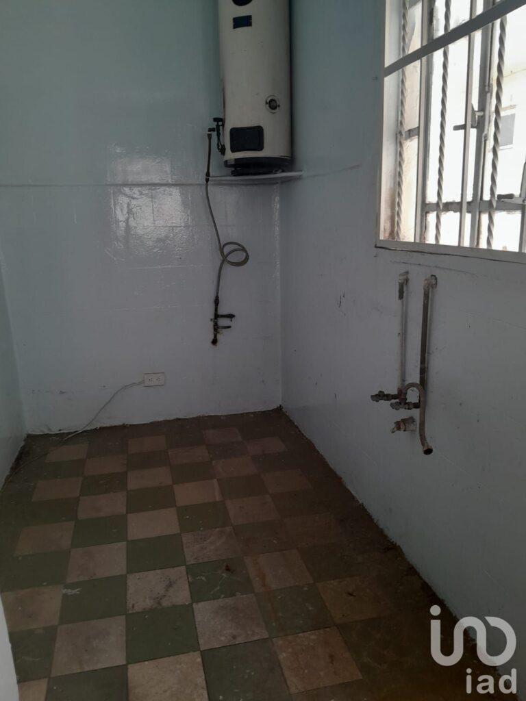 VENTA DE CASA EN CENTRO LAGUNILLA CON 5 DEPARTAMENTOS