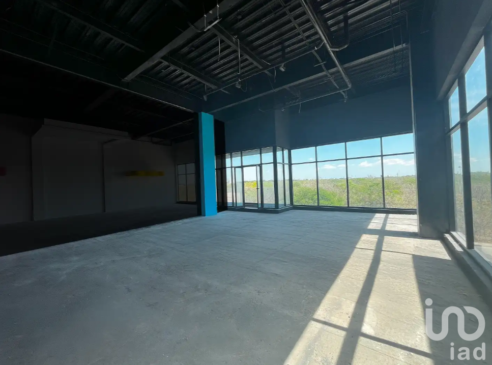 AMPLIO LOCAL COMERCIAL EN RENTA UBICADO EN MONTES DE AME, MERIDA, YUCATAN