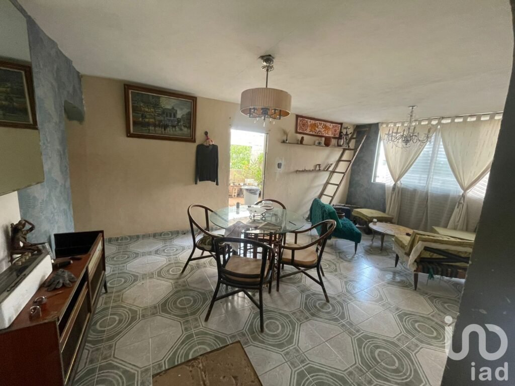 CASA EN VENTA, IDEAL PARA REMODELAR, SODZIL, MERIDA