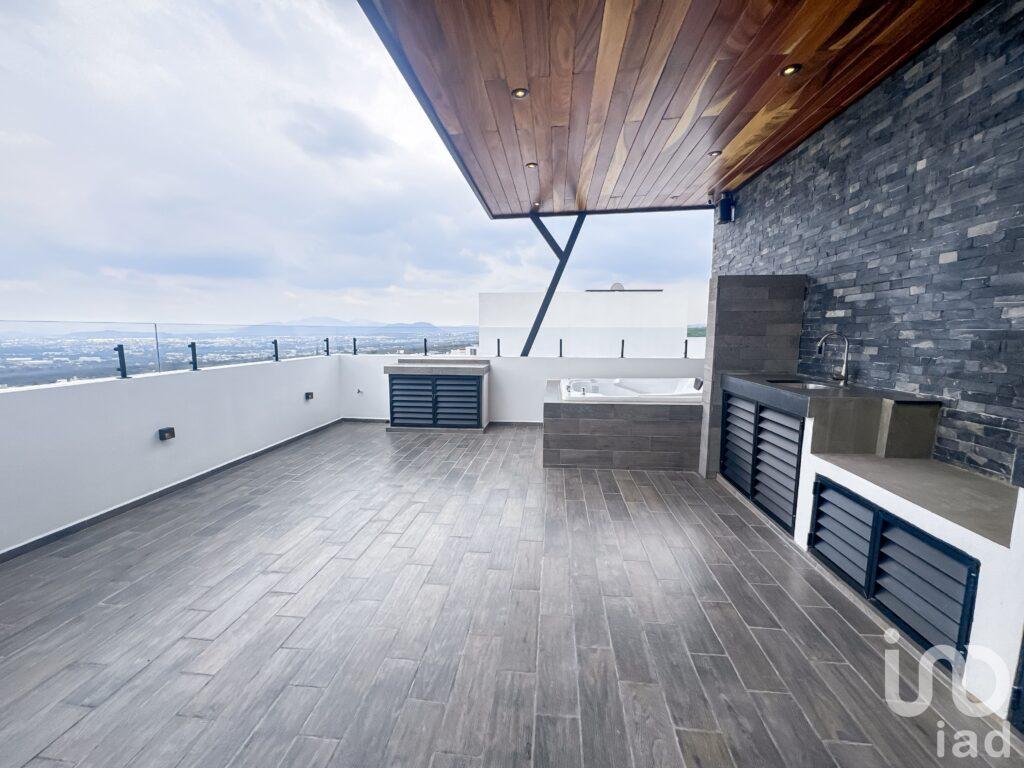 Se Vende Lujosa Casa en Fraccionamiento Privado, San Juan del Rio, Queretaro