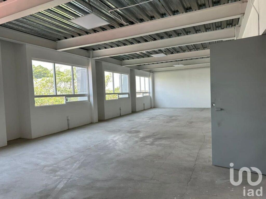 Edificio comercial en venta Av Pericon Lomas de la Selva Cuernavaca