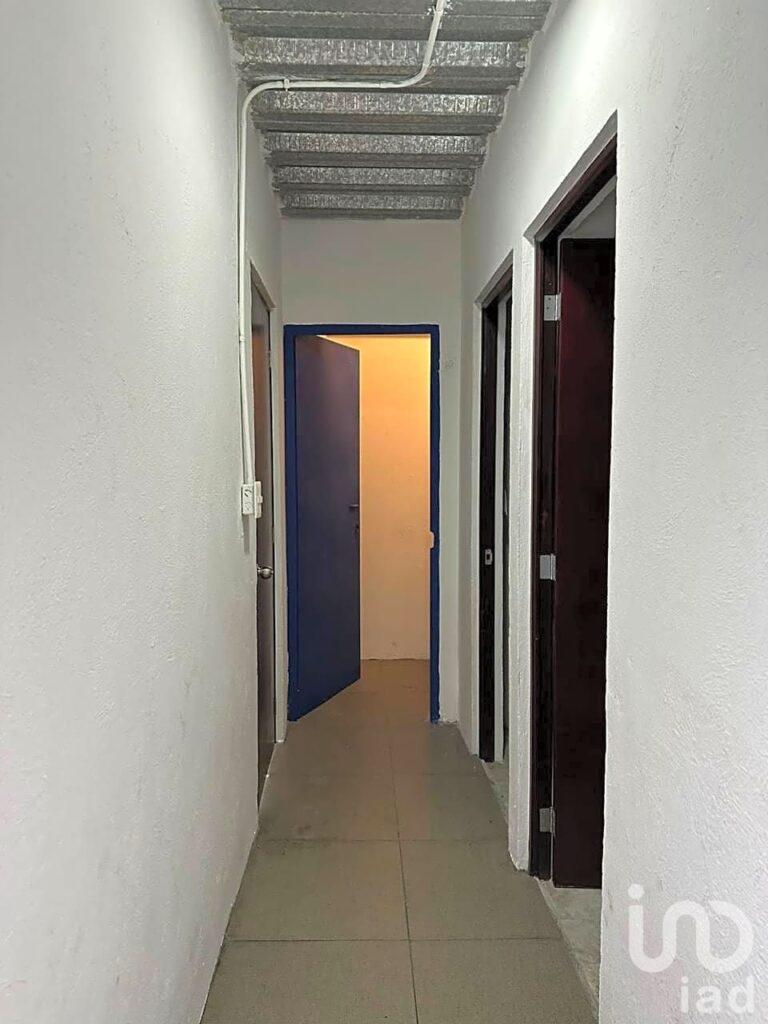 Edificio comercial en venta Av Pericon Lomas de la Selva Cuernavaca