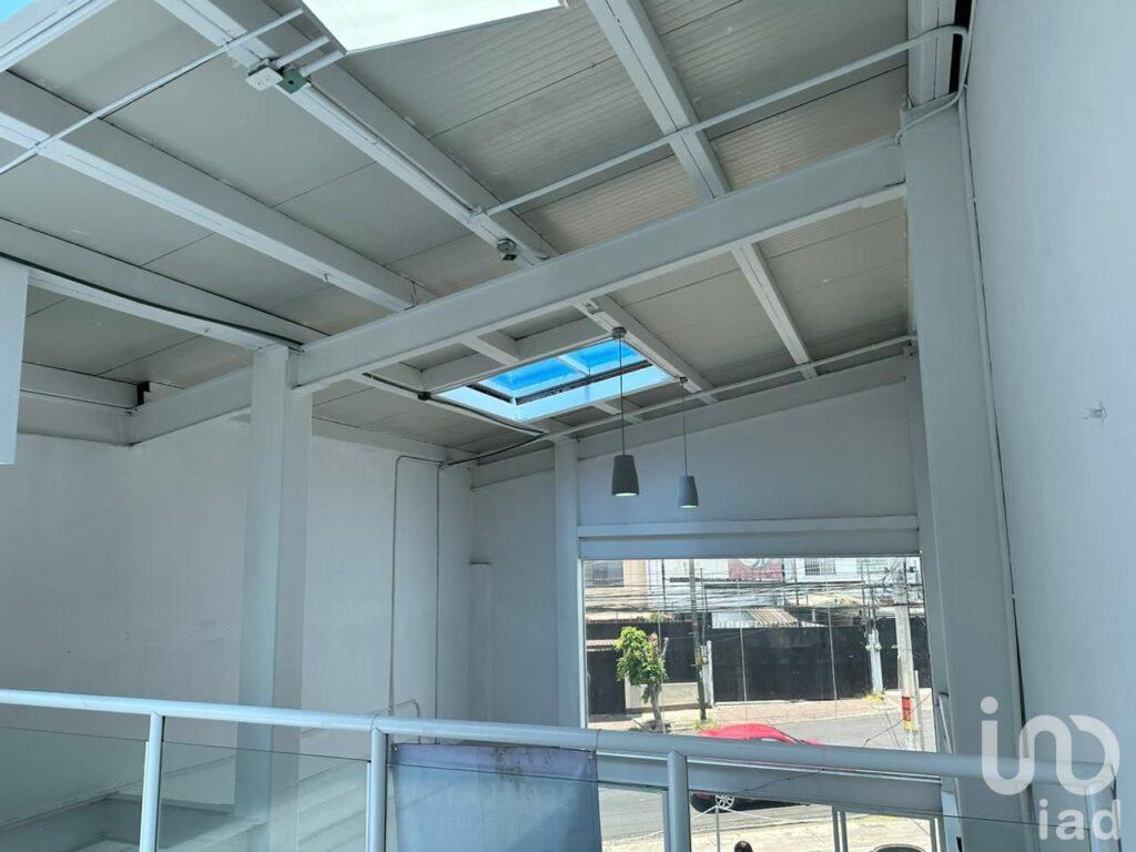 Edificio comercial en venta Av Pericon Lomas de la Selva Cuernavaca