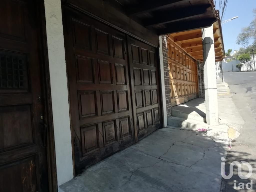 CASA EN VENTA EN LAS ÁGUILAS