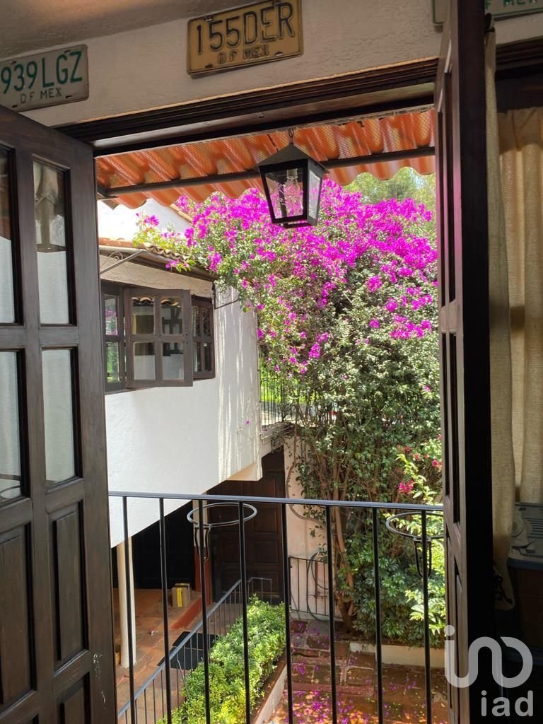 CASA EN VENTA EN LAS ÁGUILAS