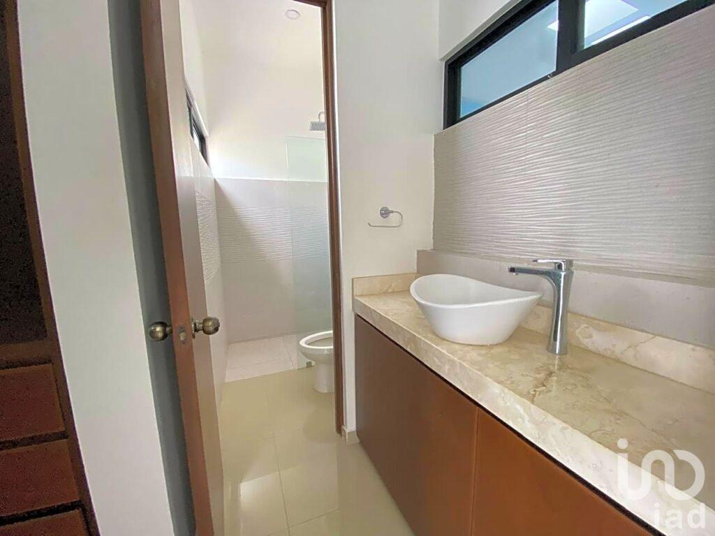 Casa townhouse en venta en Montebello