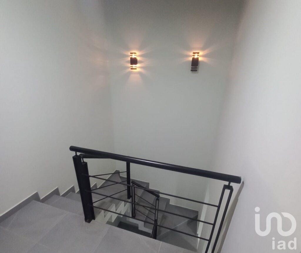 Casa en venta de 4 cuartos frente a parque en Cañadas del Arroyo, Corregidora, Querétaro