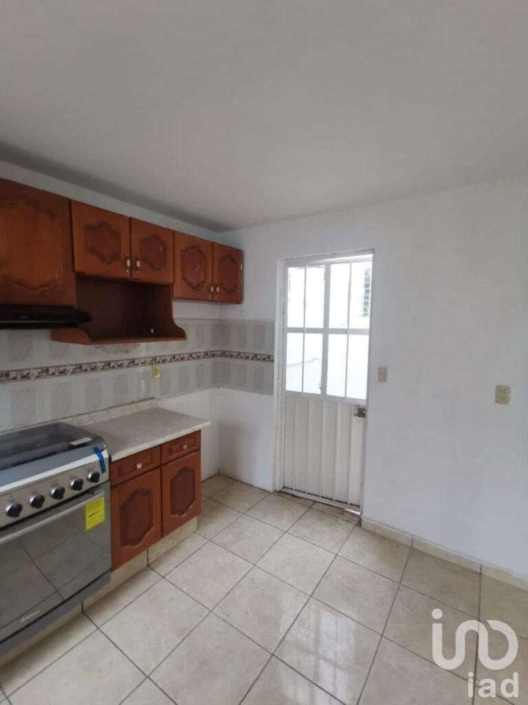 SE VENDE CASA EN COTO PRIVADO FUENTES DE MORELIA POR GOYOSSO Y CERCA DE COSTCO