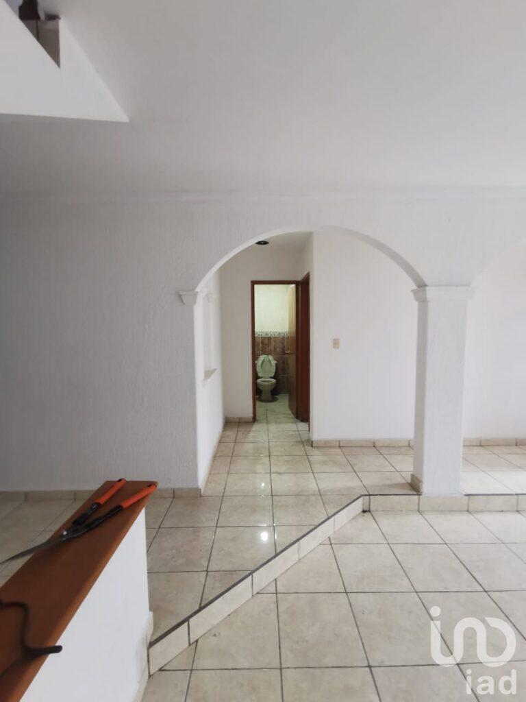 SE VENDE CASA EN COTO PRIVADO FUENTES DE MORELIA POR GOYOSSO Y CERCA DE COSTCO
