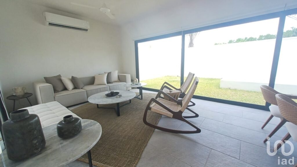 CASA EN VENTA A 30 MINUTOS DE LA PLAYA DE CHICXULUB YUCATAN