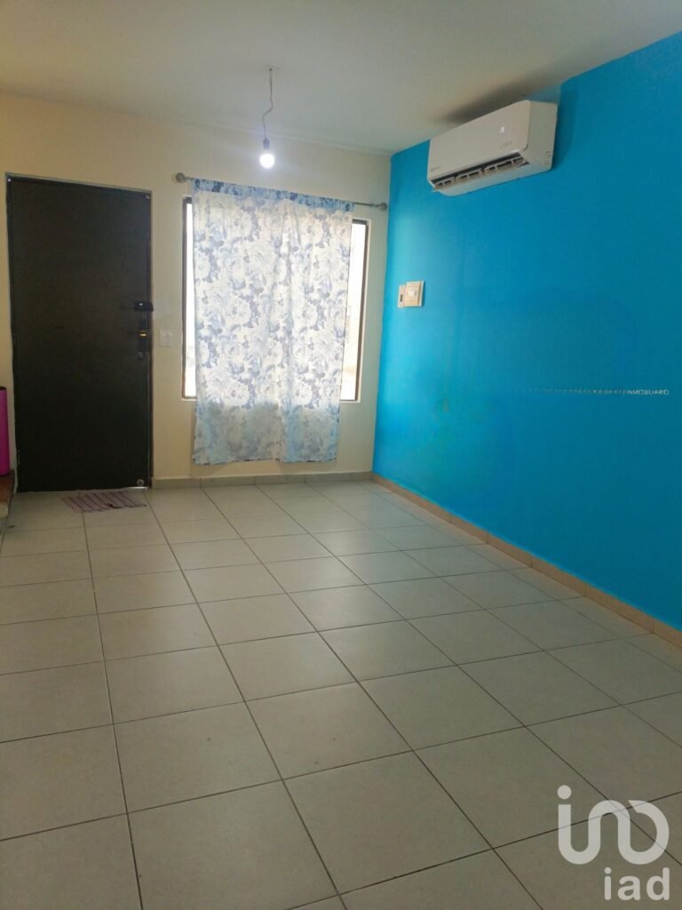 CASA EN RENTA EN RESIDENCIAL DEL BOSQUE VERACRUZ