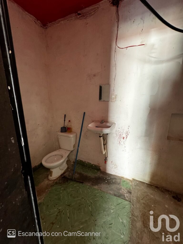 VENTA DE CASA EN EL CENTRO DE HUNUCMA.