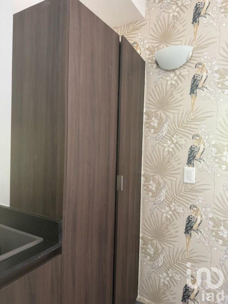 Vive en la comodidad de la colonia Chuburná: Departamento amueblado con ubicación privilegiada.