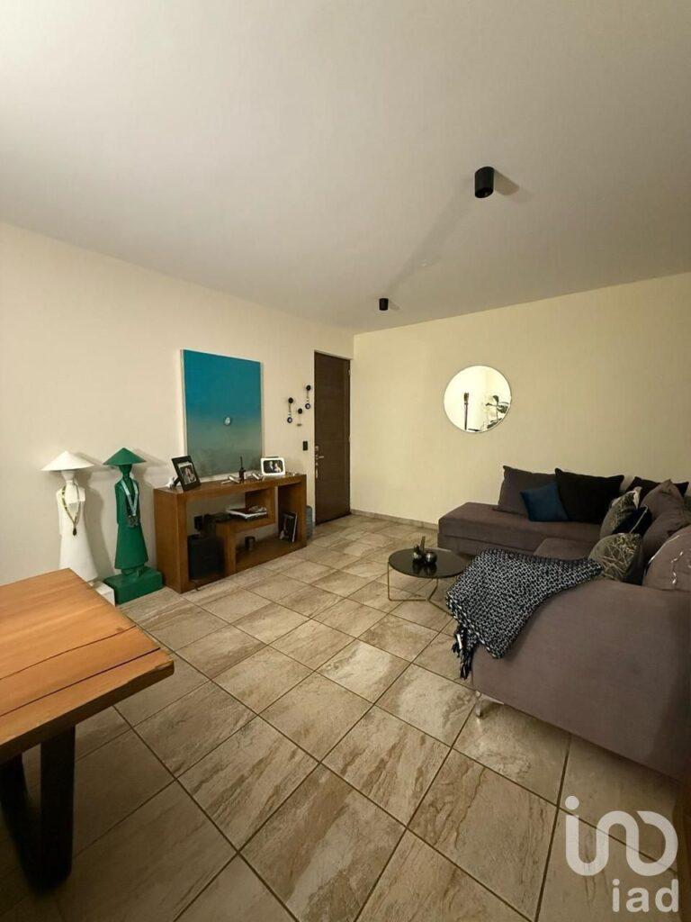 OPORTUNIDAD DE VENTA DE DEPARTAMENTO EN ZAPATA 117...