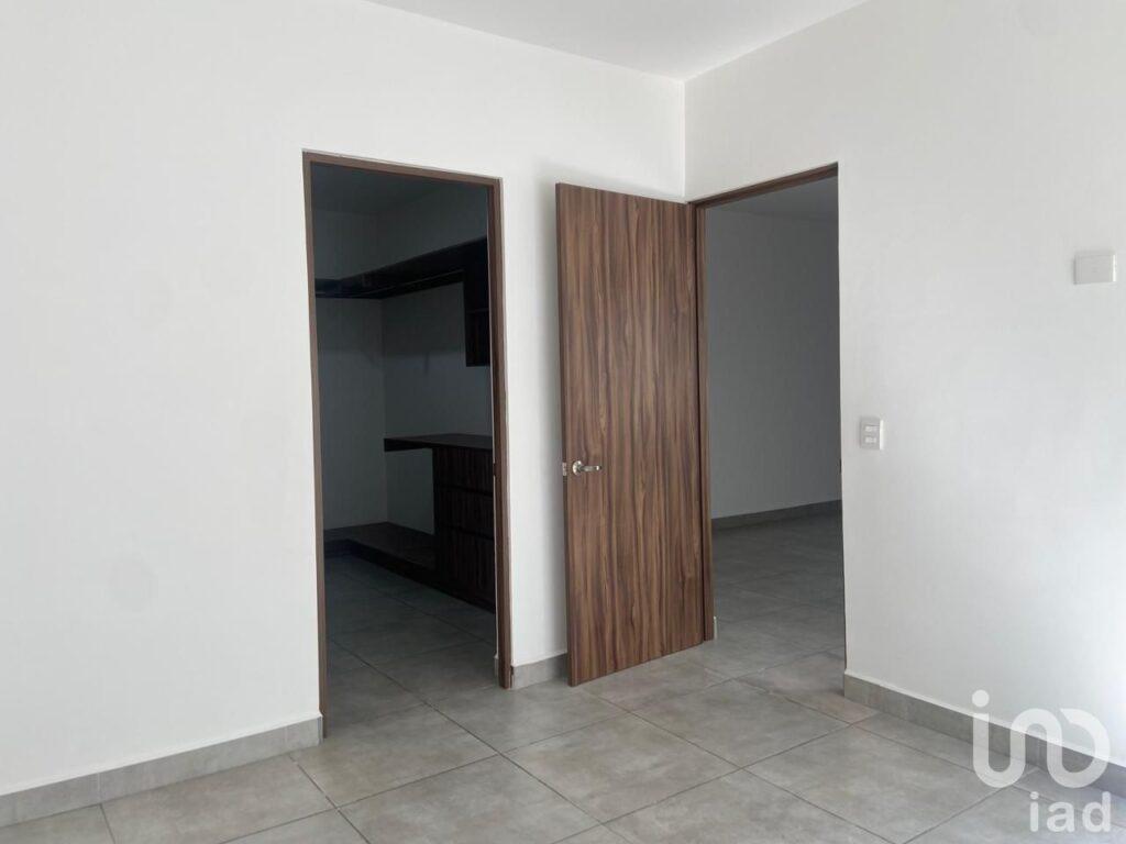 Departamento de 2 cuartos en venta en Manahal, Hacienda Carlota, Corregidora, Querétaro