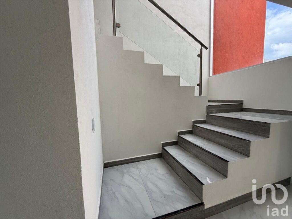 VENTA DE AMPLIA CASA EN STA MARIA XIXITLA, SAN PEDRO CHOLULA