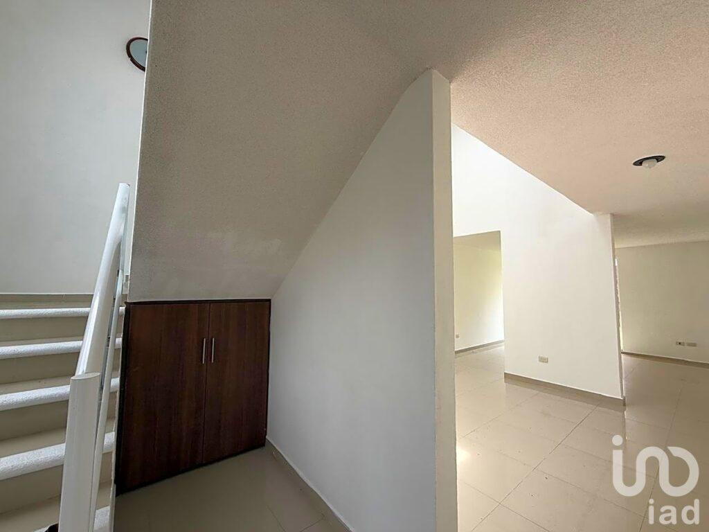 VENTA DE CASA CON AMPLIO JARDIN EN STA MARIA XIXITLA, SAN PEDRO CHOLULA