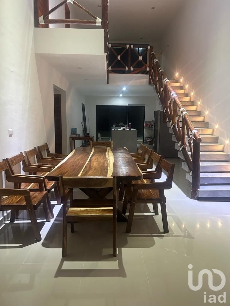CASA EN VENTA EN PLAYA DE CHELEM, YUCATÁN