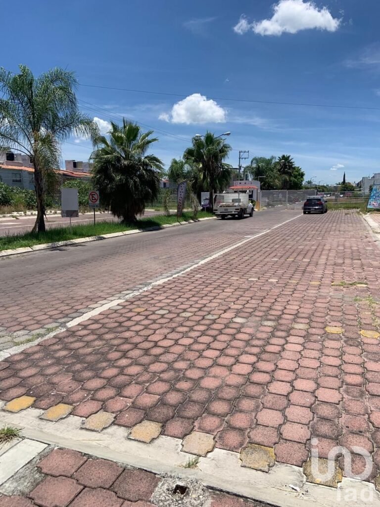 Terreno Residencial en Venta, Moradas de Silva, Celaya, Gto.